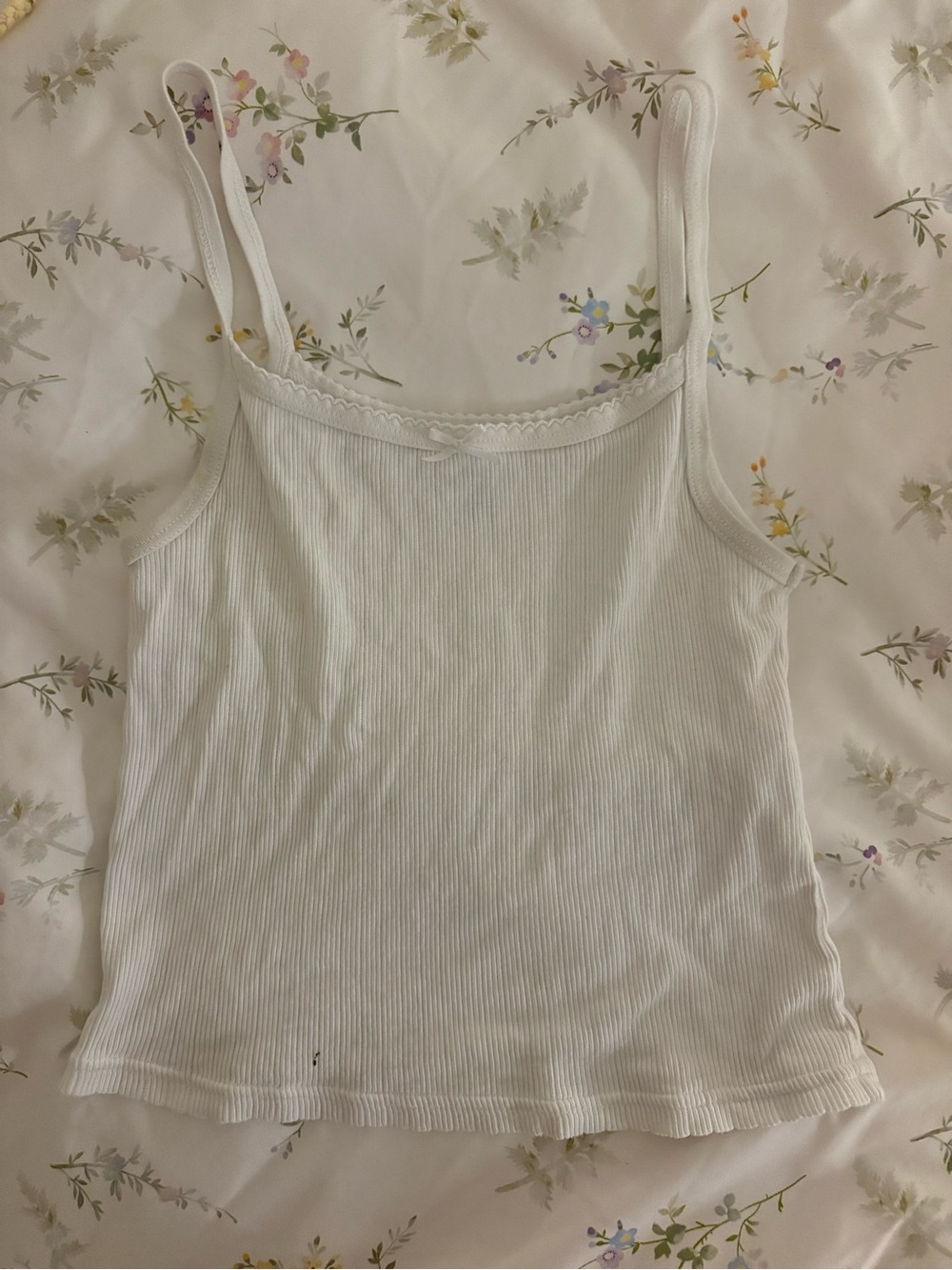 Brandy Melville White Ribbed Lace-Trim Cami